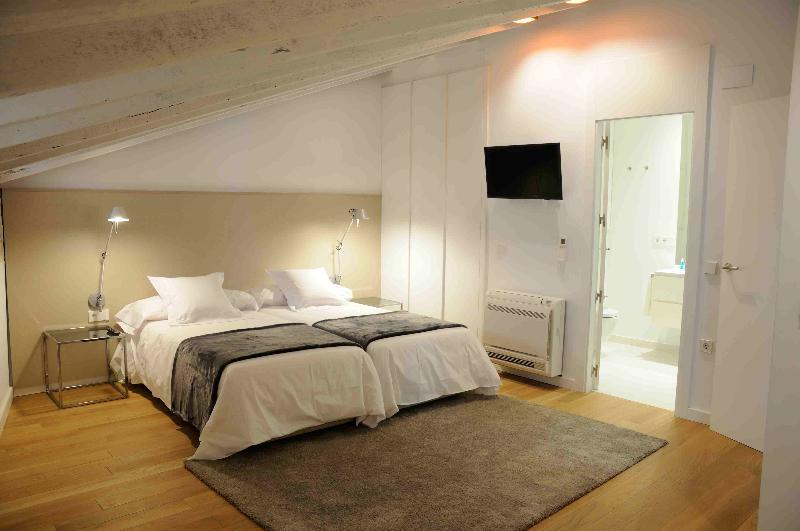 Mon Suites San Martin - Valencia — Photos 3